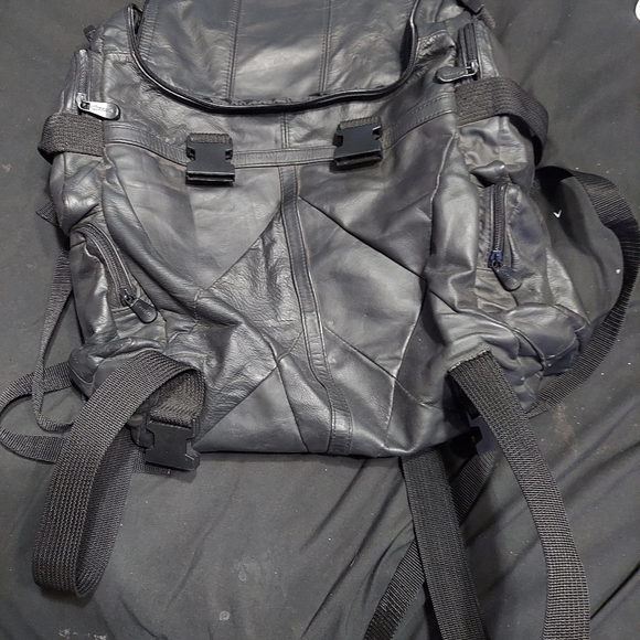 Motorcycle backpack - Picture 10 of 10